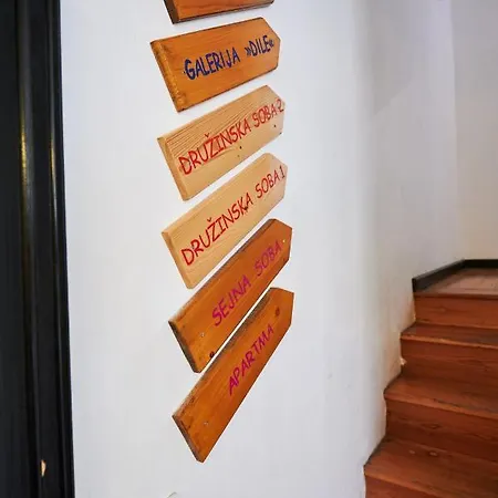 Ostello Mladinski Center Smartno ob Paki
