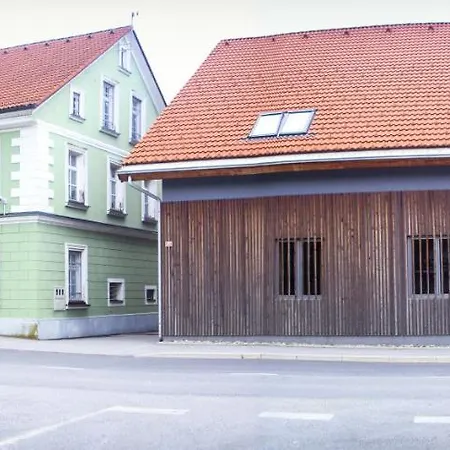 Mladinski Center Хостел