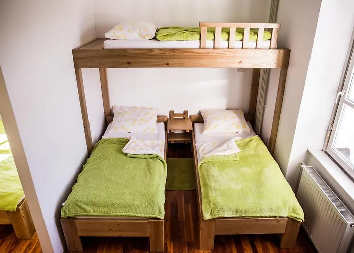 Hostel Mladinski Center Smartno ob Paki